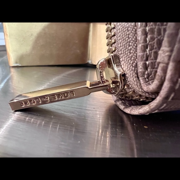 LOVE&LORE Coin Purse (NWT) - Picture 5 of 5